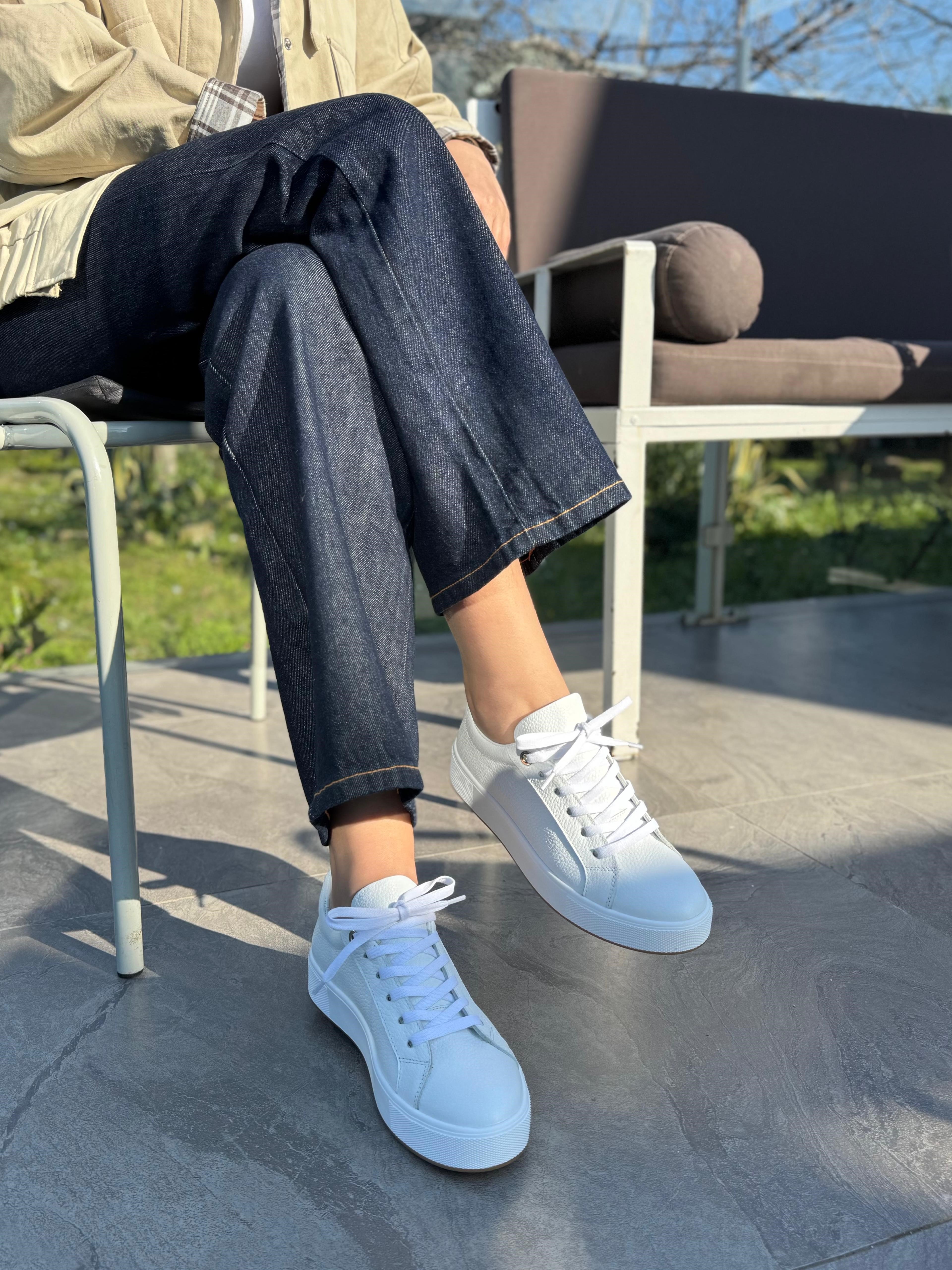 7820 BEYAZ DERİ KALIN TABAN SNEAKER
