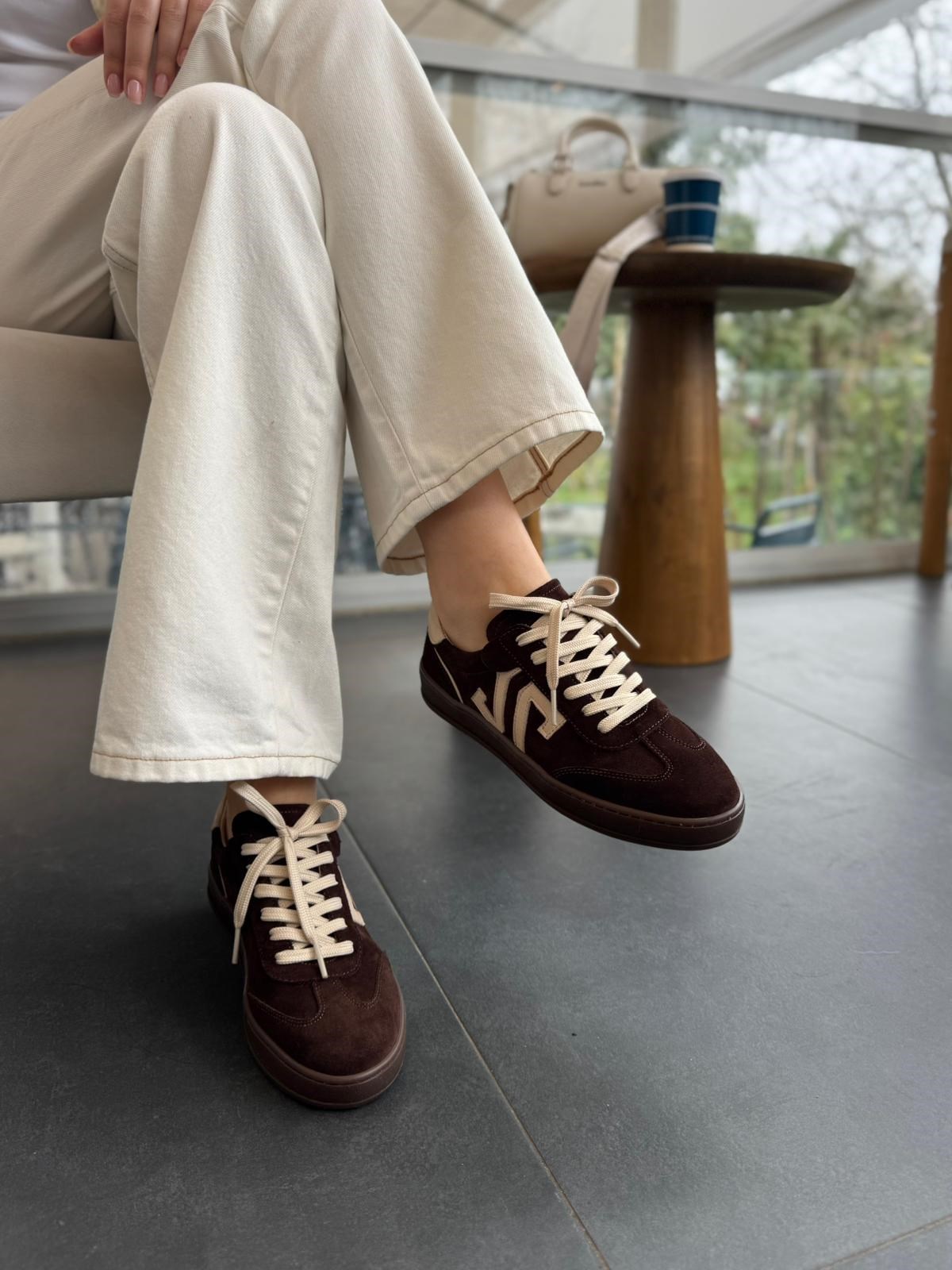 7826 KAHVERENGİ SÜET DERİ SNEAKER