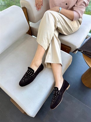 7831 KAHVE SÜET DERİ PİMLİ LOAFER AYAKKABI
