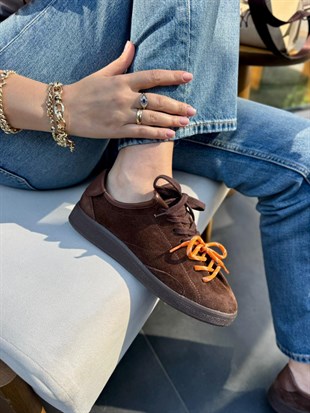 7965 KAHVERENGİ DERİ DERİ BAĞCIKLI SNEAKER