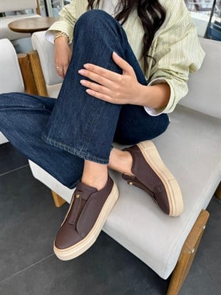 7966 KAHVERENGİ DERİ KALIN TABANLI SNEAKER AYAKKABI