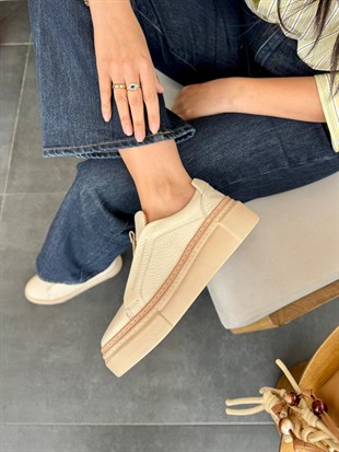 7966 KREM DERİ KALIN TABAN SNEAKER AYAKKABI