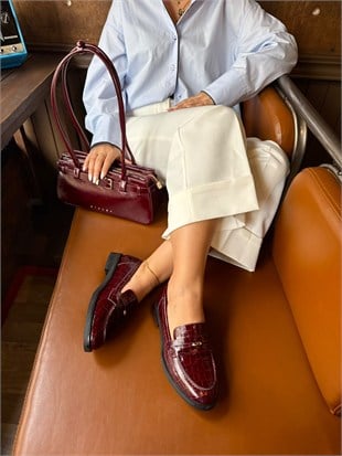 8100 BORDO CROCO DERİ LOAFER AYAKKABI