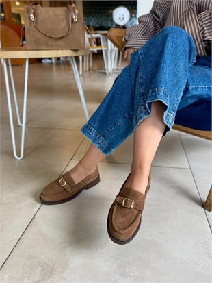 8105 TÜTÜN SÜET DERİ TOKALI LOAFER AYAKKABI