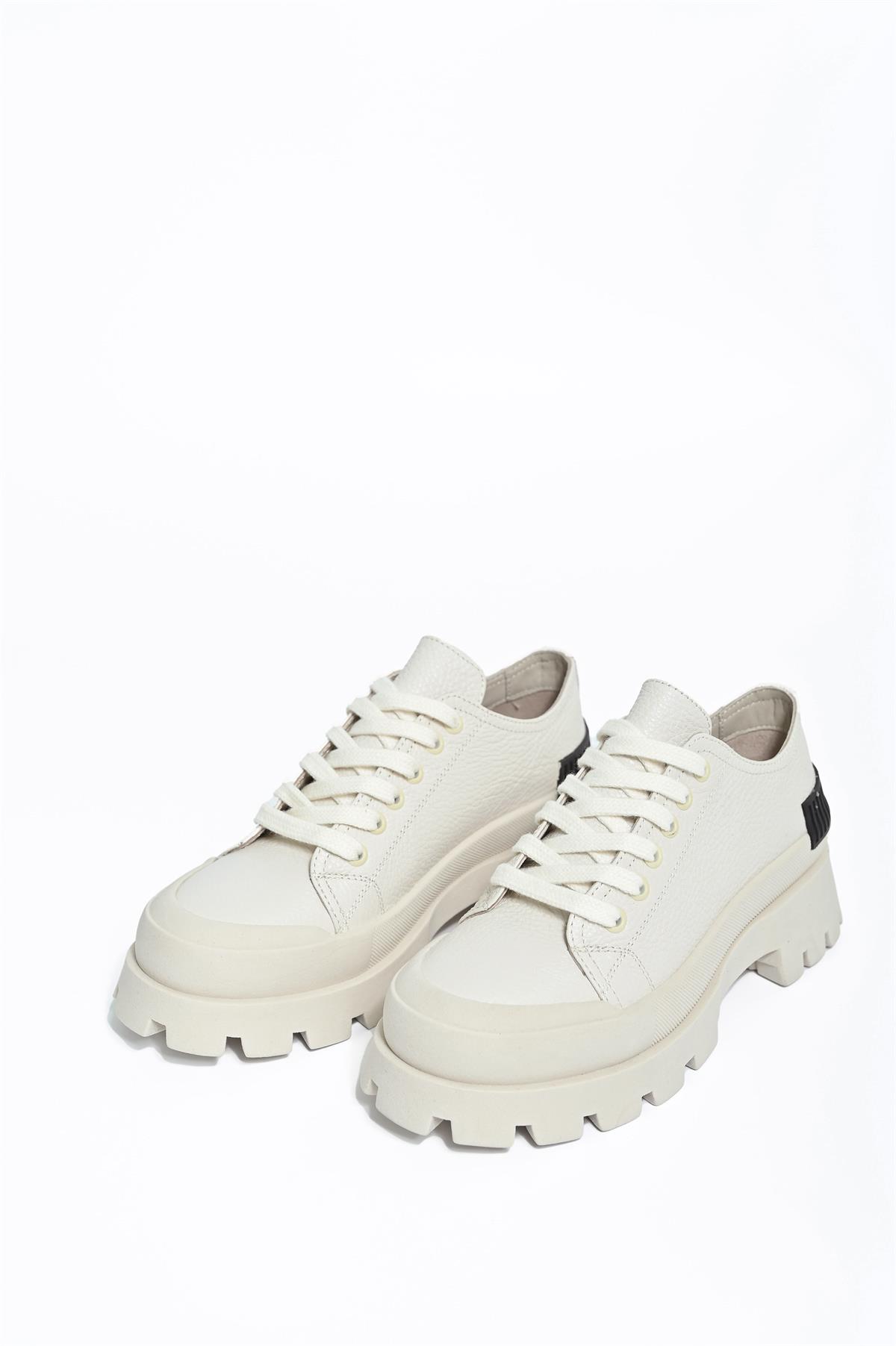 6221 KREM YÜKSEK TABAN DERİ KADIN SNEAKER
