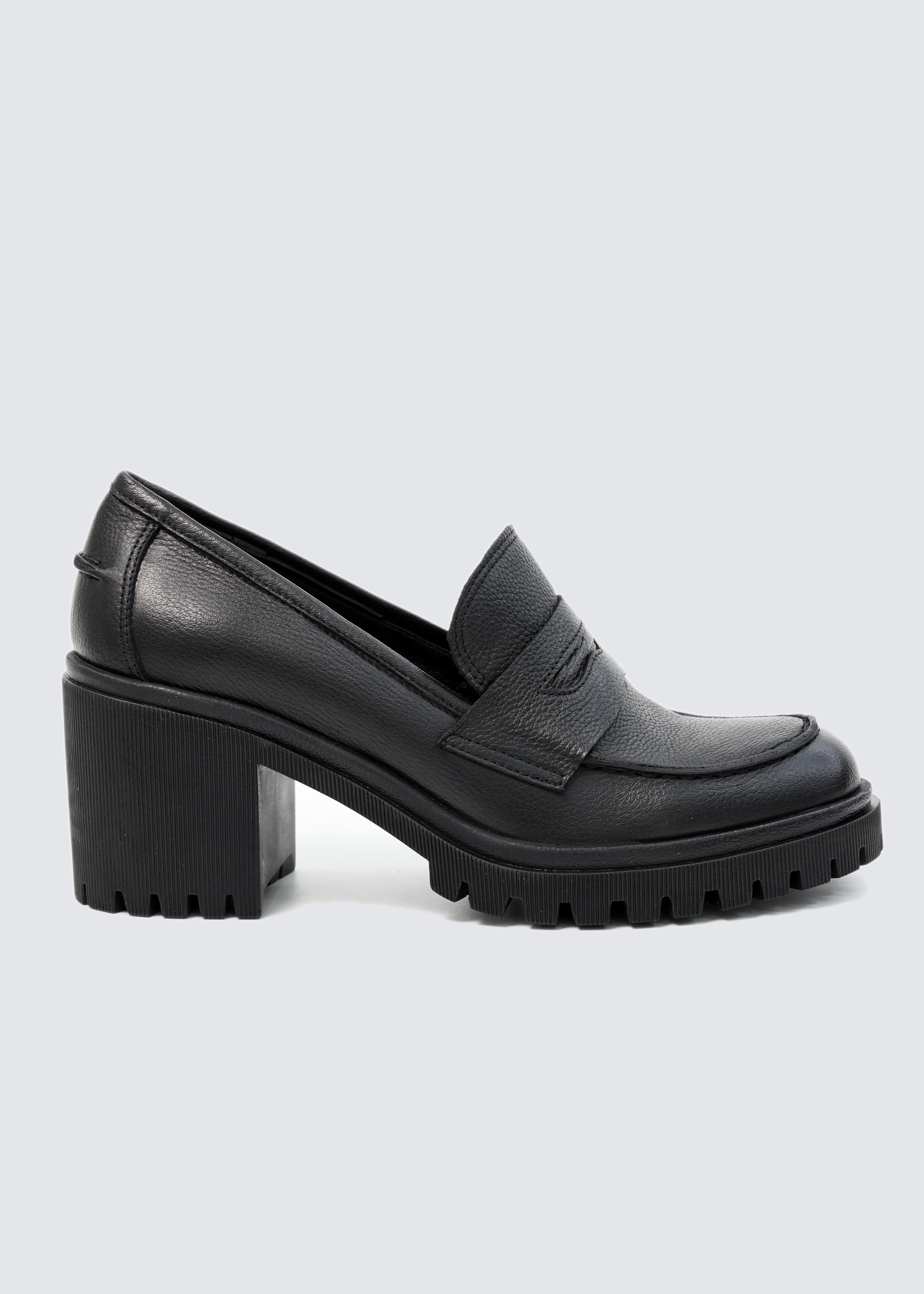 6880 SİYAH DERİ TOPUKLU LOAFER