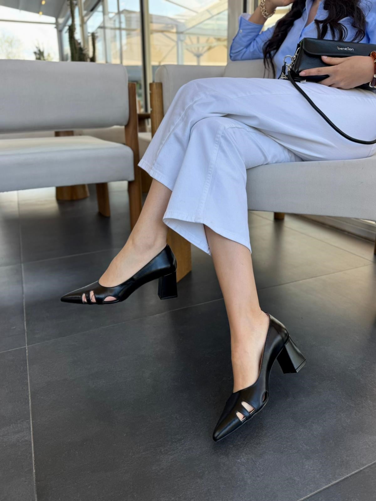 7922 SİYAH DERİ KALIN TOPUKLU AYAKKABI