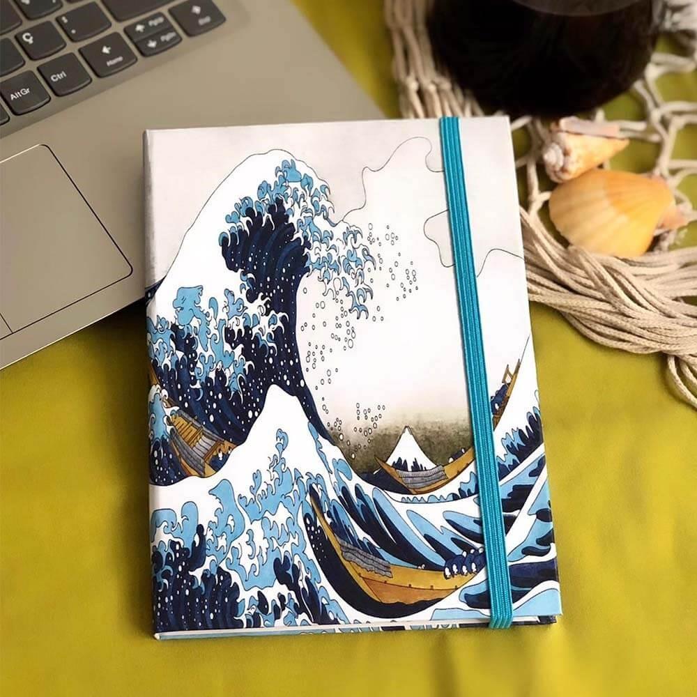 Dalga Tasarımlı Lastikli Çizgisiz Defter