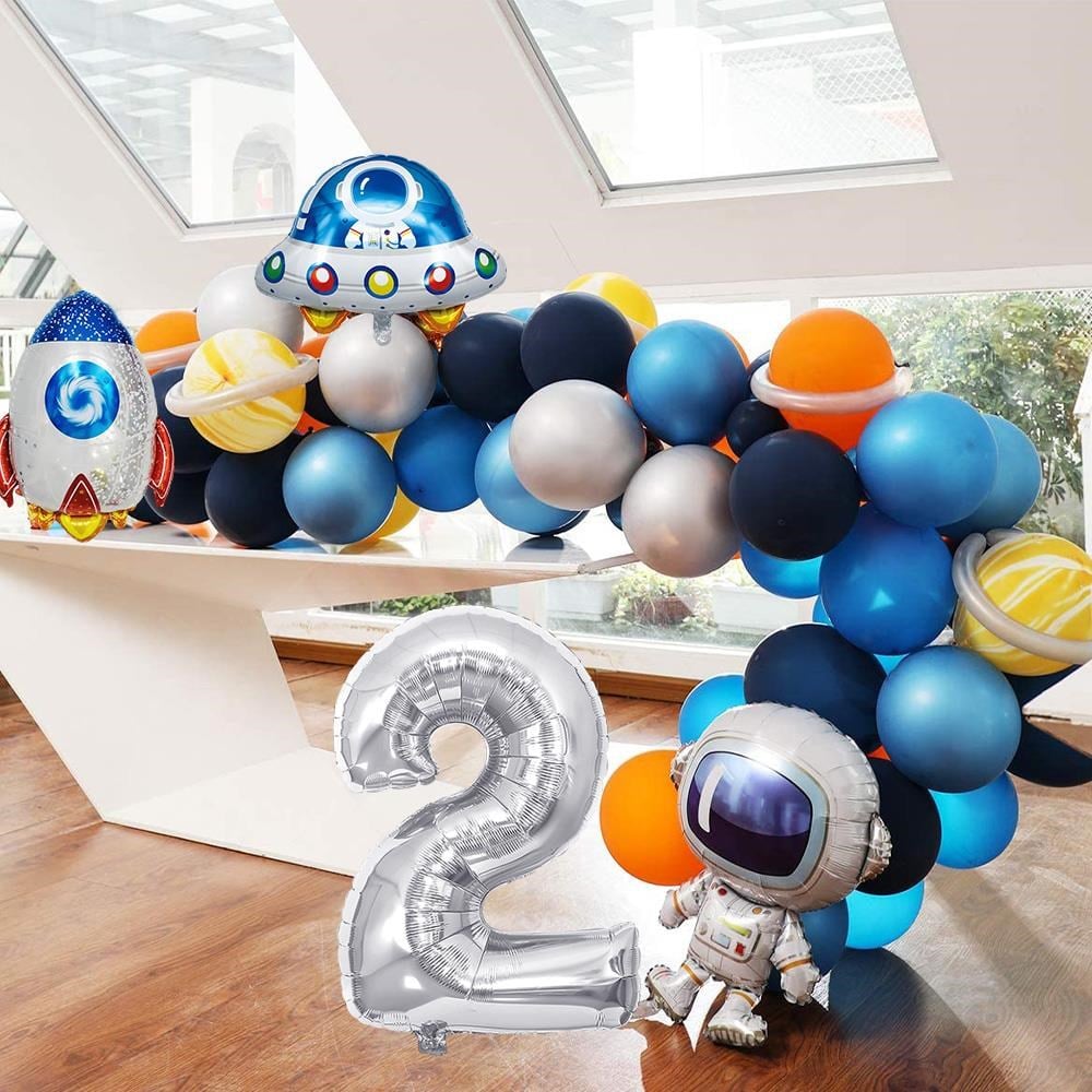Uzay Temalı Doğum Günü Seti 2 Yaş; 4 Adet Folyo, 60 Lateks Balon, Banner, Balon Zinciri, Balon Bandı