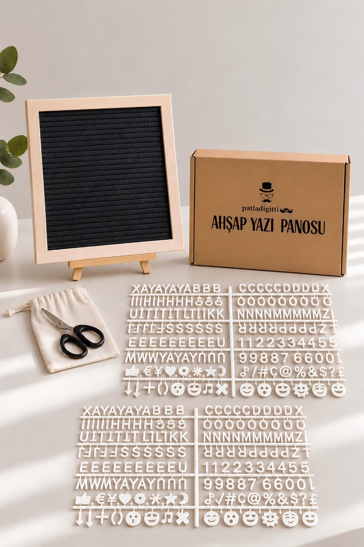 WoodArt Premium Letter Board Seti, Mat Gece Siyahı Keçe Yüzeyli Doğal Çam Ahşap Yazı Panosu – Şövale Standlı Dekoratif Set