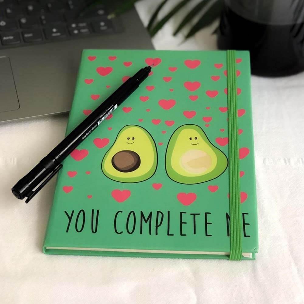 You Complete Me Avokado Tasarımlı Lastikli Çizgisiz Defter