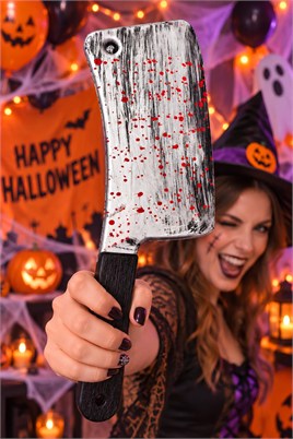 Cadılar Bayramı Kanlı Balta 40 cm – Plastik Halloween Kostüm ve Parti Aksesuarı