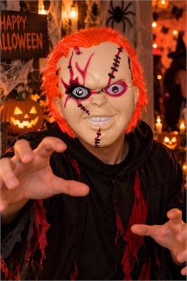 Chucky Maske – Turuncu Saçlı Dikiş Detaylı Cadılar Bayramı Korku Maskesi