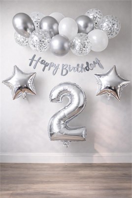 Gümüş Konsept 2 Yaş Doğum Günü Kutlama Seti Beyaz Gümüş Konfetili Balon Rakam Yıldız Folyo ve Banner