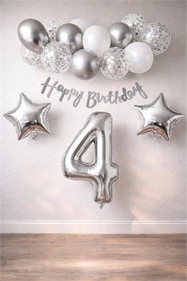 Gümüş Konsept 4 Yaş Doğum Günü Kutlama Seti Beyaz Gümüş Konfetili Balon Rakam Yıldız Folyo ve Banner