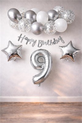 Gümüş Konsept 9 Yaş Doğum Günü Kutlama Seti Beyaz Gümüş Konfetili Balon Rakam Yıldız Folyo ve Banner