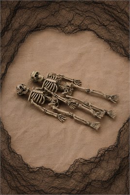 Halloween Cadılar Bayramı 15 cm 2'li İskelet Dekor Seti – Hareketli Eskitme Görünümlü Süs