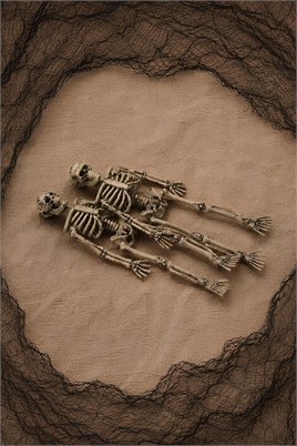 Halloween Cadılar Bayramı 15 cm 2li İskelet Dekor Seti – Hareketli Eskitme Görünümlü Süs