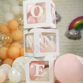 One Yazılı Beyaz Kutu ve Balon Seti Kız Bebek 1 Yaş Doğum Günü Kutlama