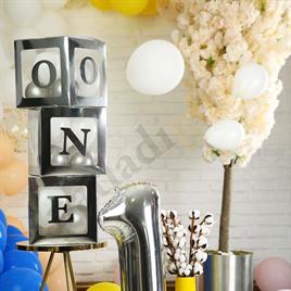 One Yazılı Gümüş Kutu ve Balon Seti Bebek 1 Yaş Doğum Günü Kutlama