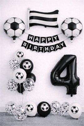 Siyah Beyaz Futbol Temalı 4 Yaş Doğum Günü Balon Seti