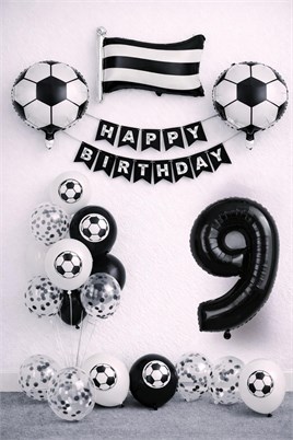 Siyah Beyaz Futbol Temalı 9 Yaş Doğum Günü Balon Seti