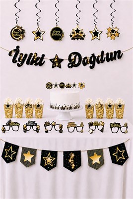 Siyah Gold Yıldız Temalı Doğum Günü Parti Seti – İyi Ki Doğdun Banner, Tavan Süsü, Pasta Süsü, Gözlük ve Mısır Kutusu