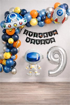 Uzay Temalı Doğum Günü Seti 9 Yaş; 4 Adet Folyo, 60 Lateks Balon, Banner, Balon Zinciri, Balon Bandı