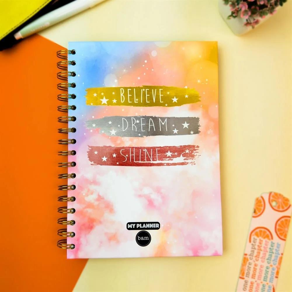 Believe Dream Shine Tasarımlı Spiralli Sticker'lı Tarihsiz Konuşan Ajanda Haftalık Planlayıcı Defter