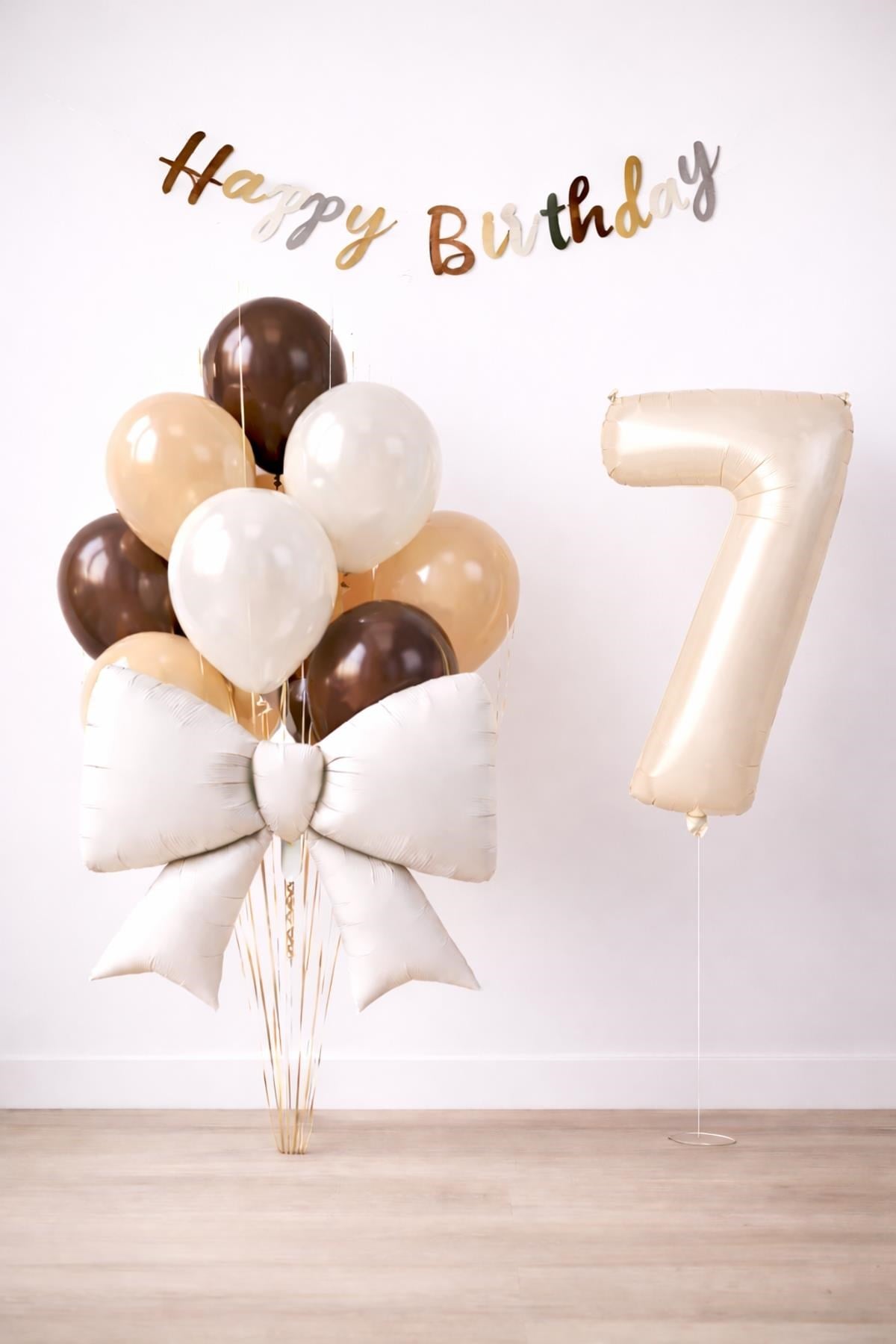 Krem Fiyonk 7 Yaş Doğum Günü Balon Seti