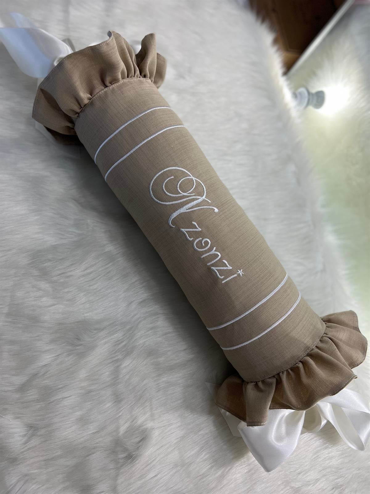 Candy İsimli Bebek Odası Yastığı
