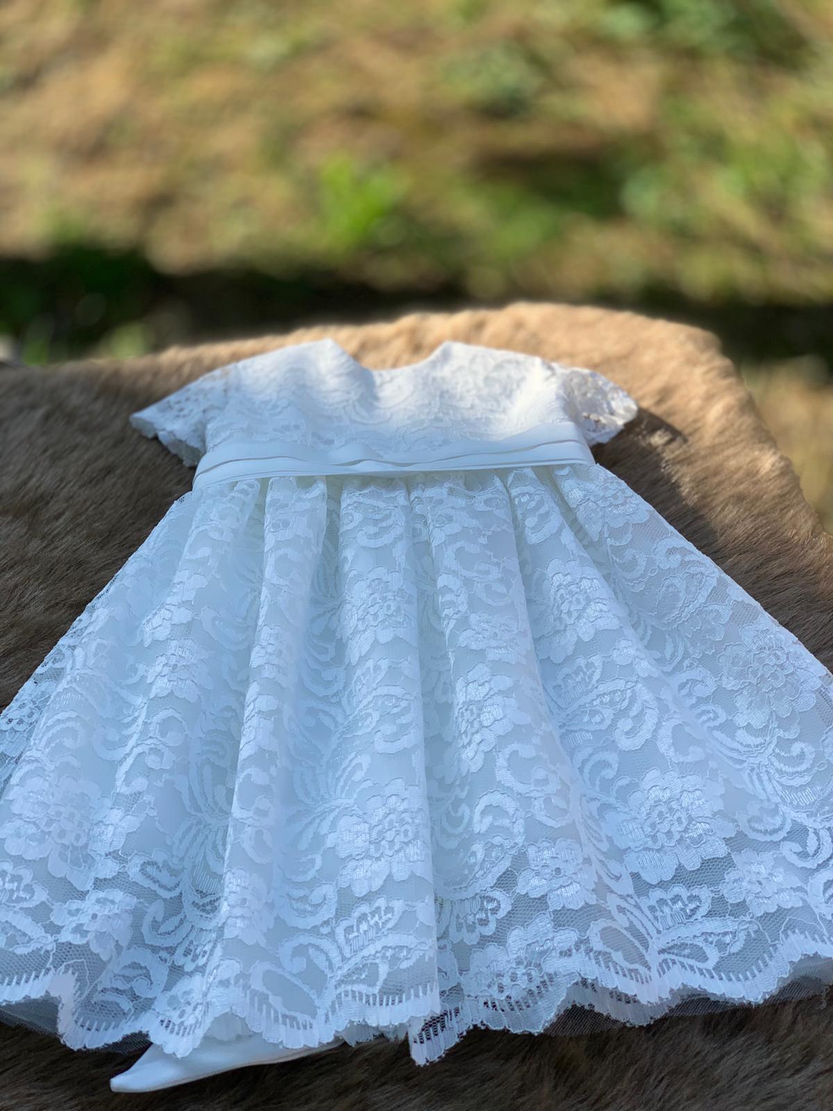 Lydia Dantelli Kız Bebek Mevlüt Elbise ve Şapka Seti