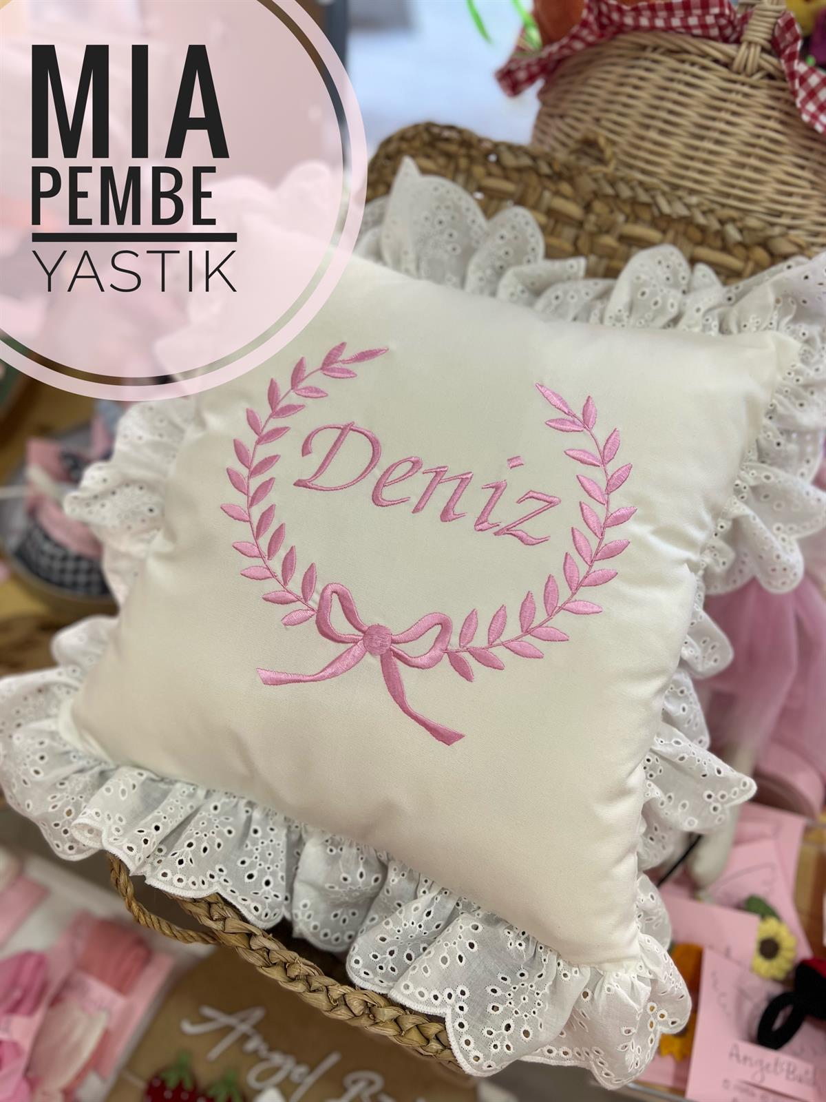 Mia Fisto Dantelli Bebek Yastığı