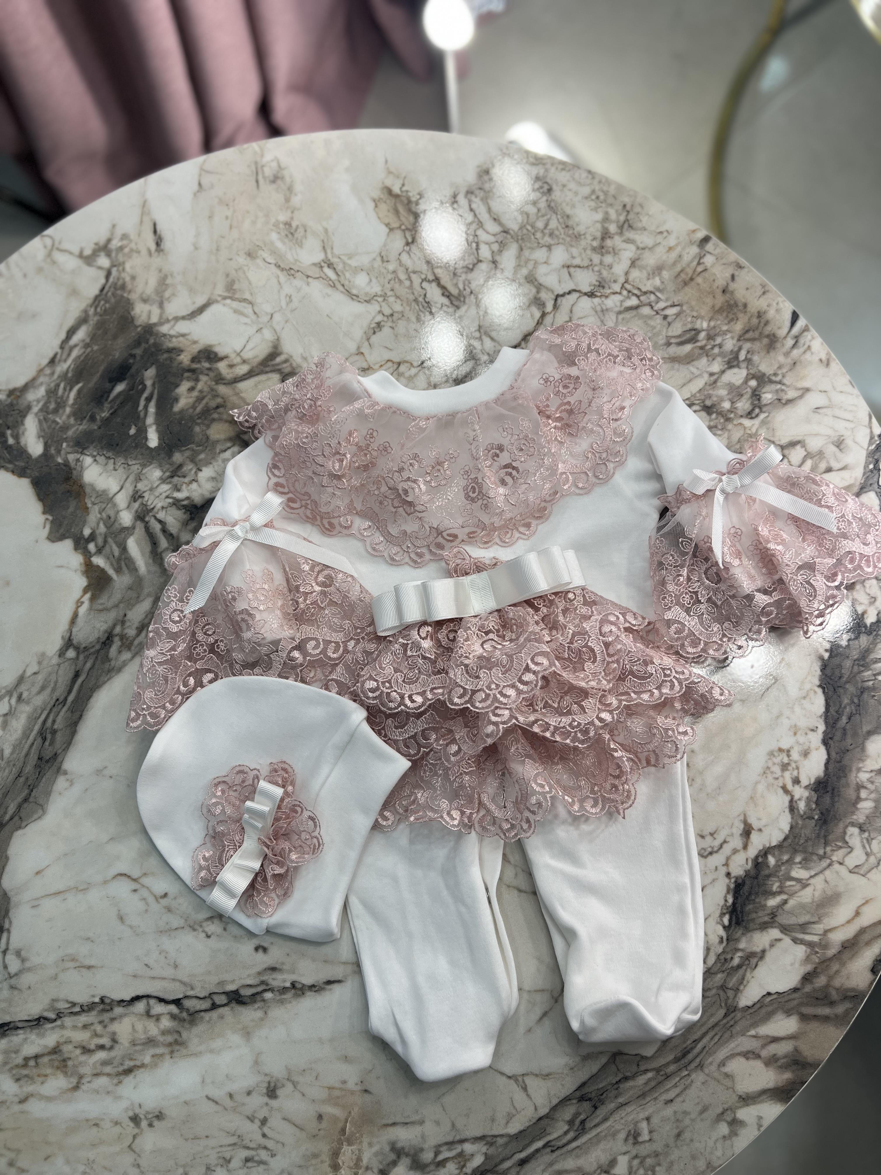 100% Cotton Lace Detailed Baby Coming Home Outfit