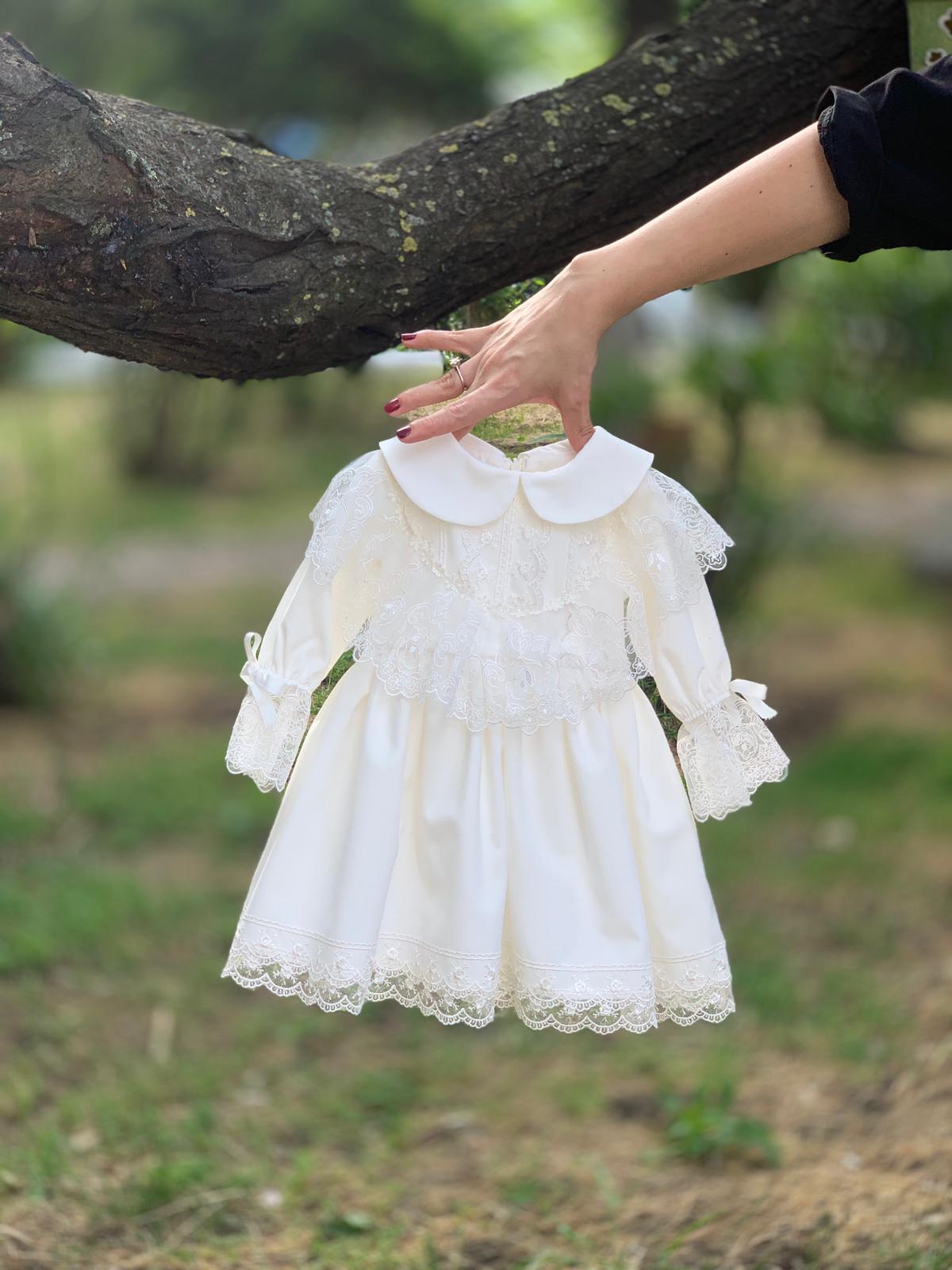 Nova Dantelli Kız Bebek Mevlüt Elbise ve Şapka Seti