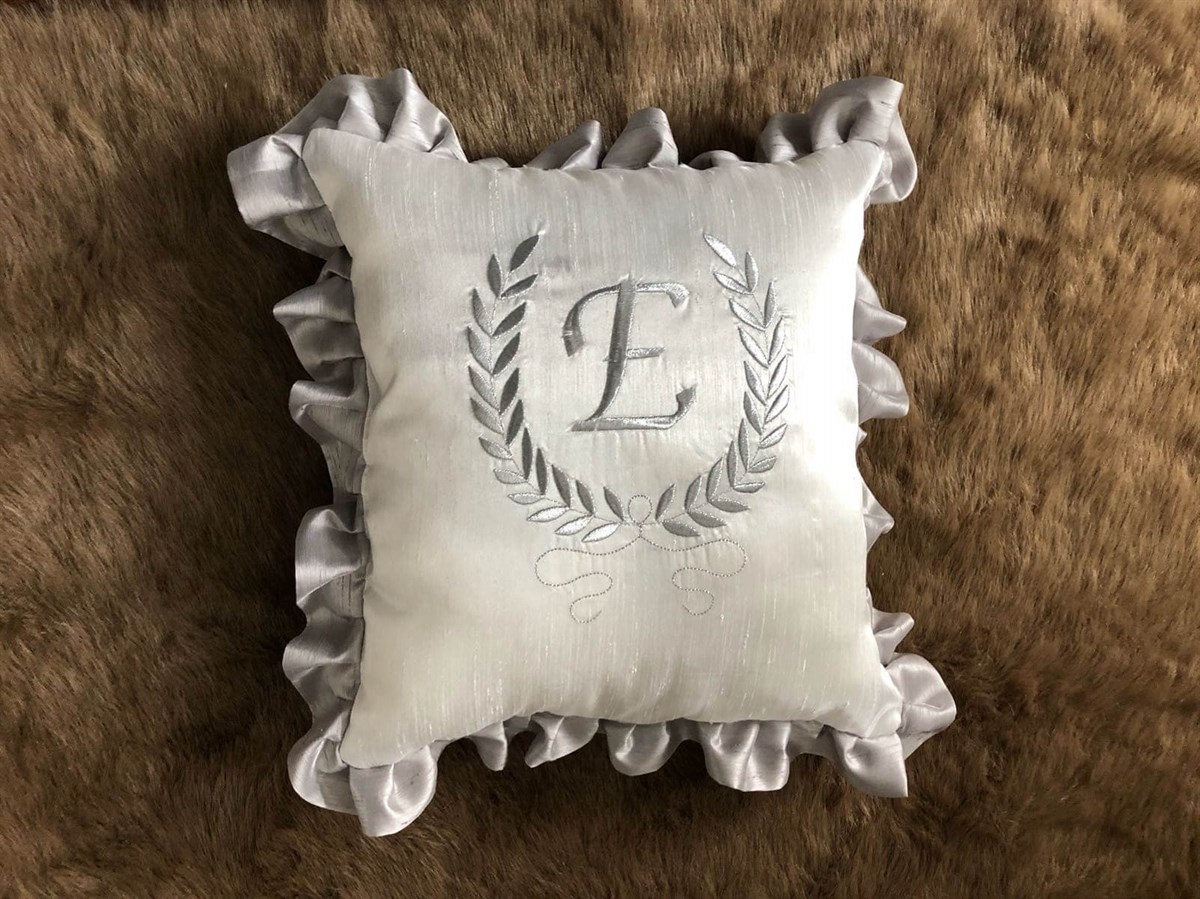 Royal Taçsız Takı Yastığı