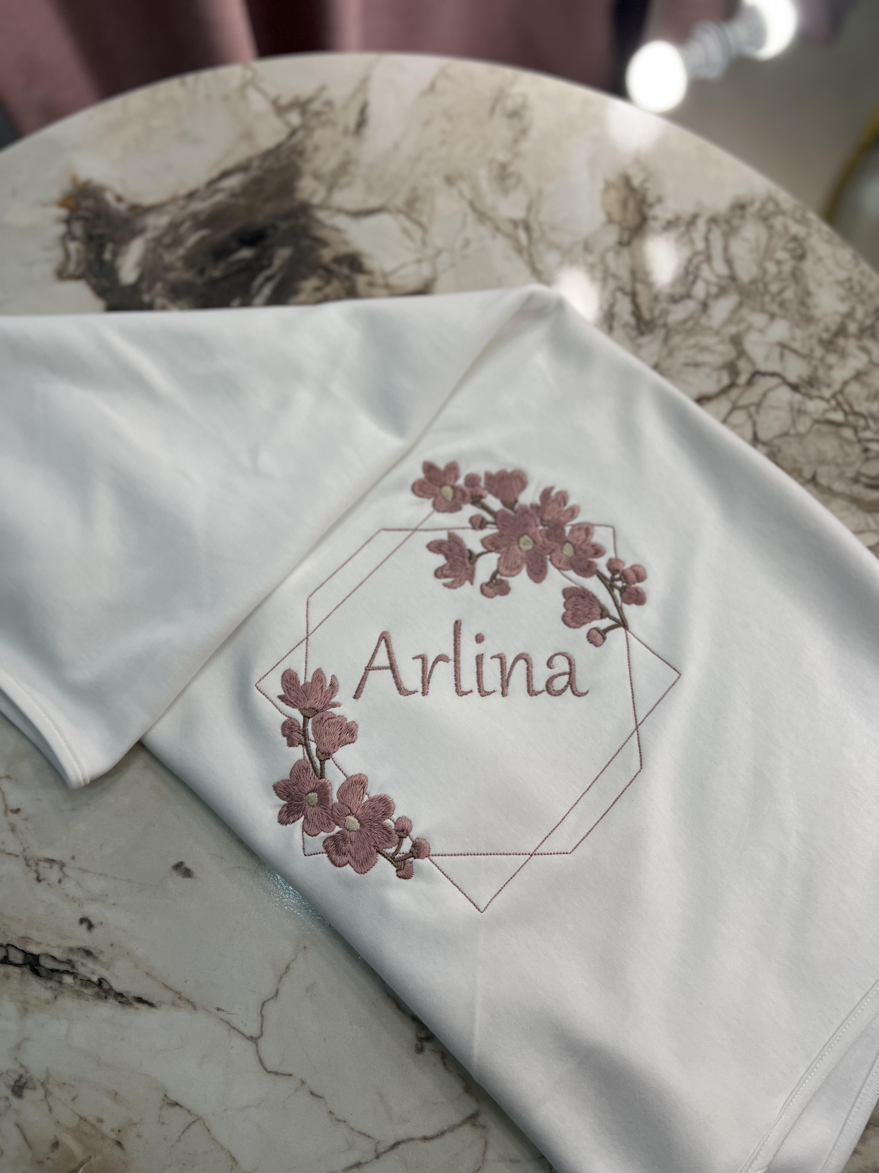 Sakura Kiraz Çiçeği Nakışlı Battaniye