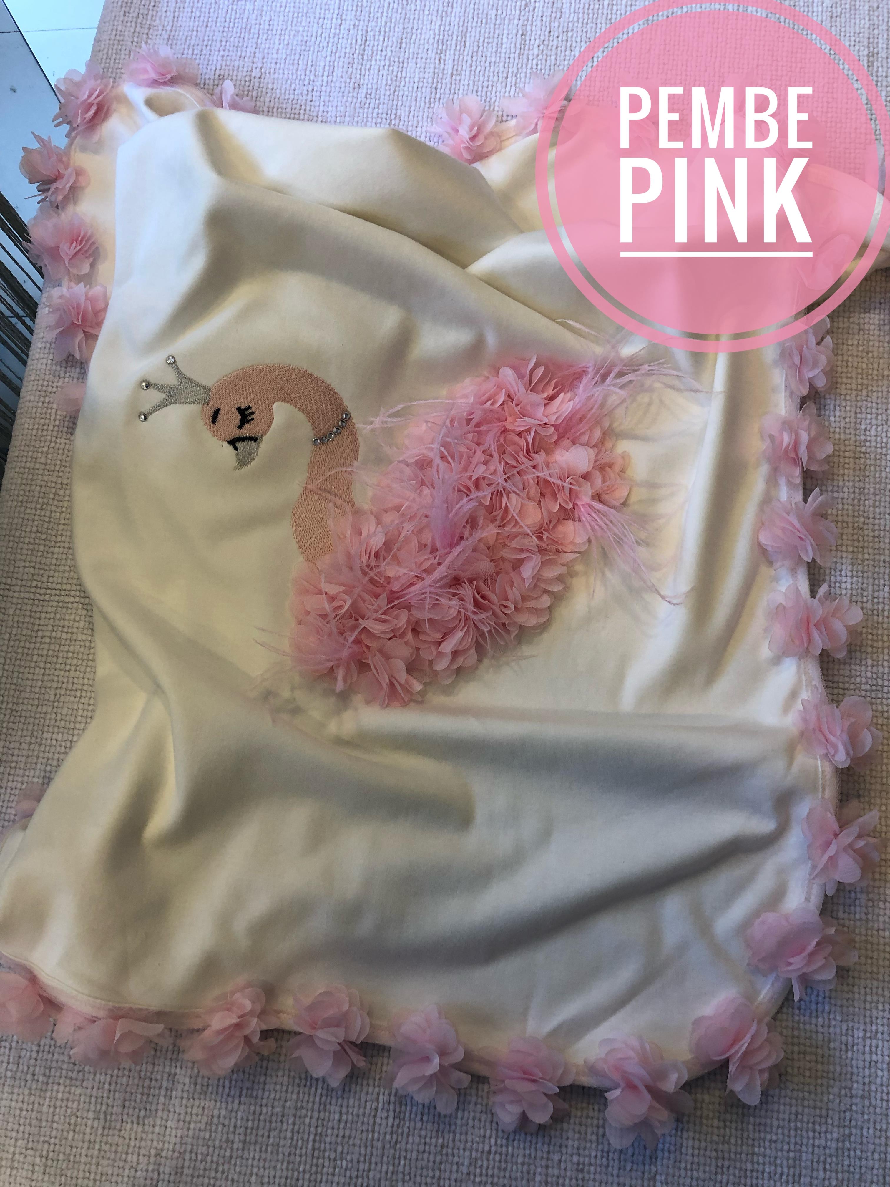 Swan Kuğu Nakışlı Bebek Battaniyesi