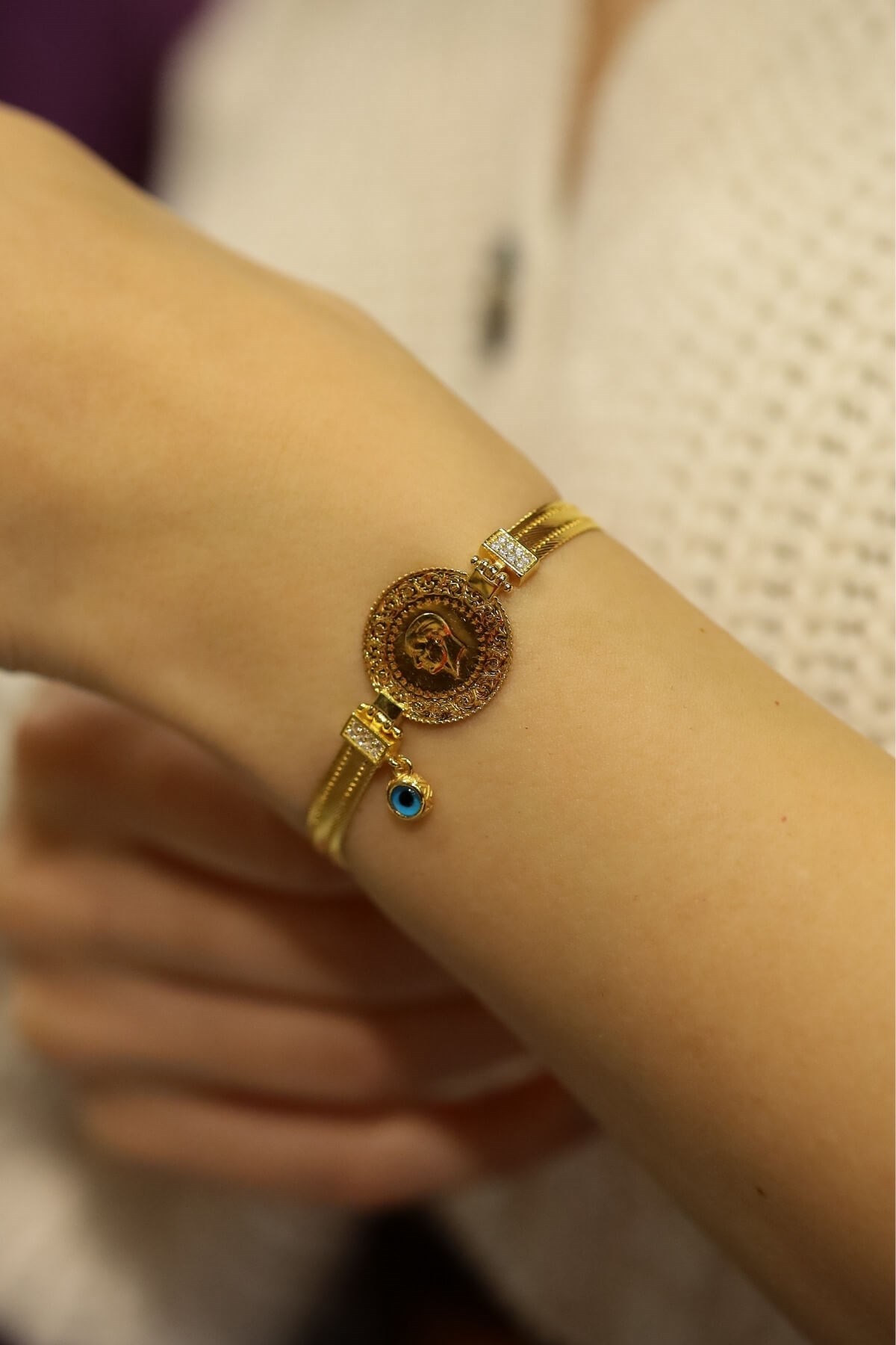 22 Ayar Çeyrek Altınlı Hasır Bileklik