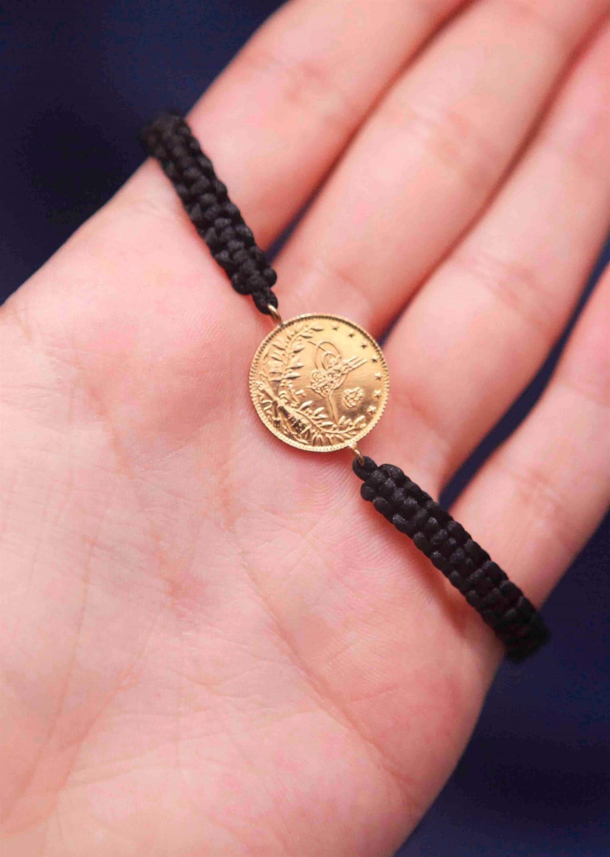 22 Ayar Yarım Reşat Altınlı İpli Bileklik