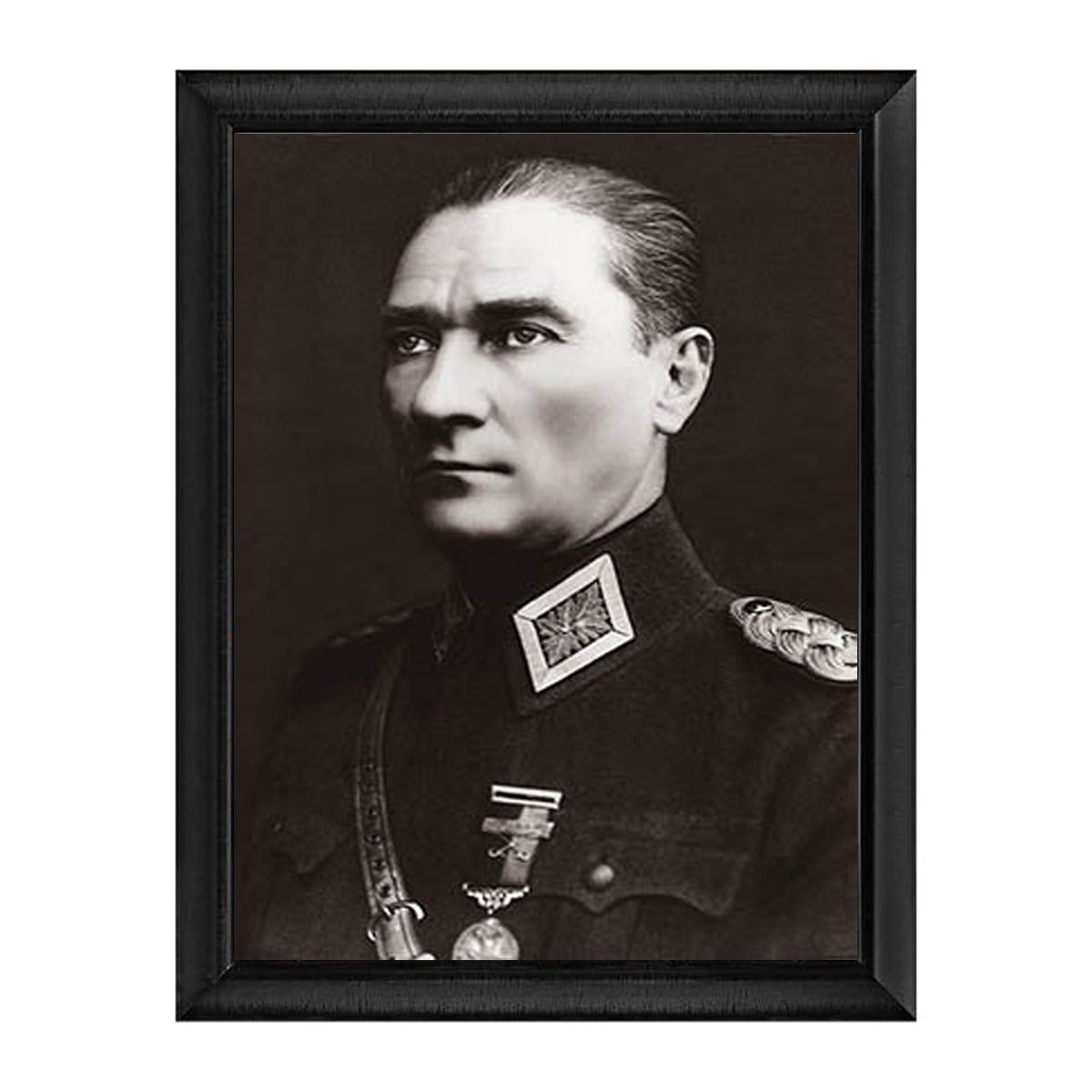 Atatürk Askeri Üniformalı Altın Çerçeveli Tablo