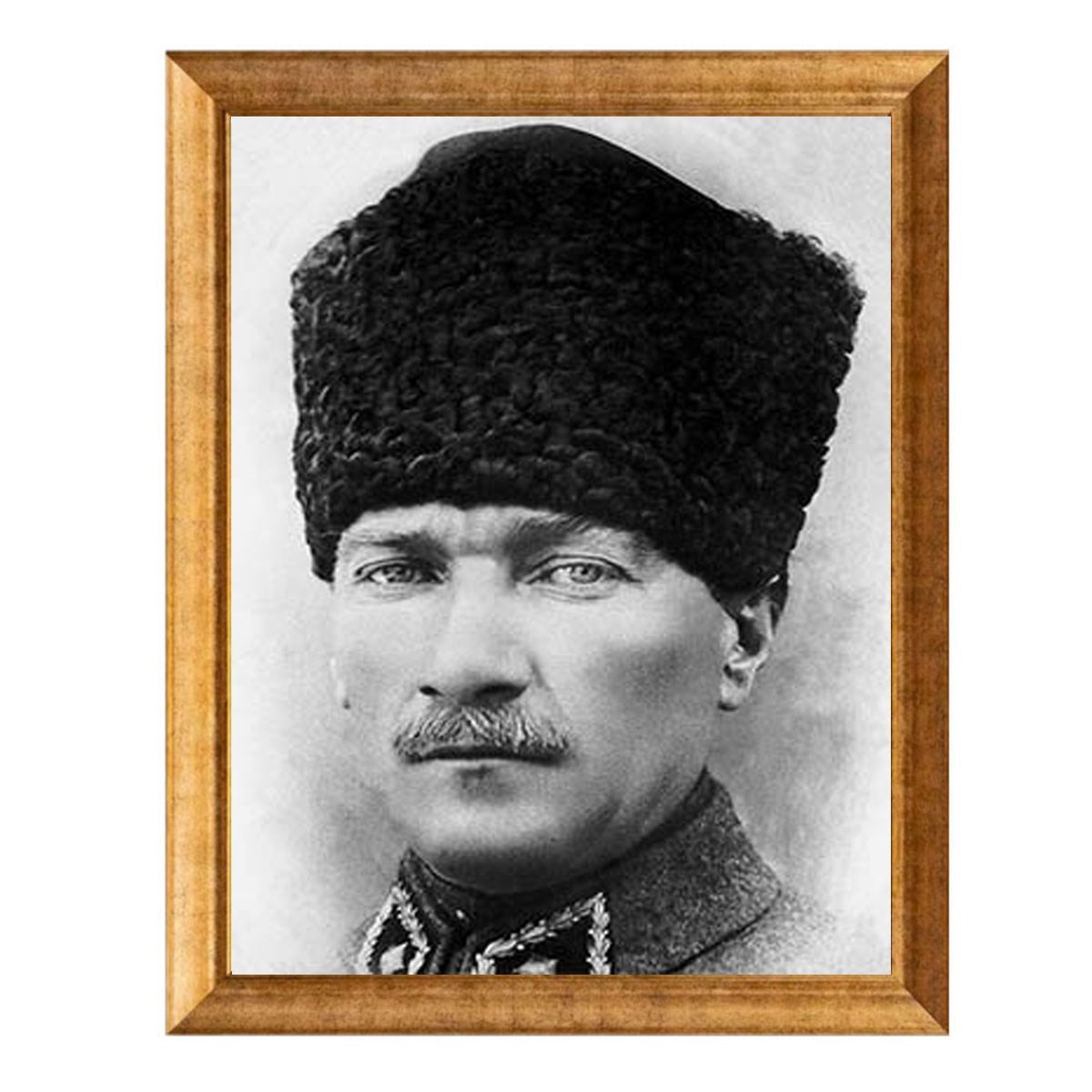 Atatürk Kalpaklı Yakın Plan Altın Çerçeveli Tablo