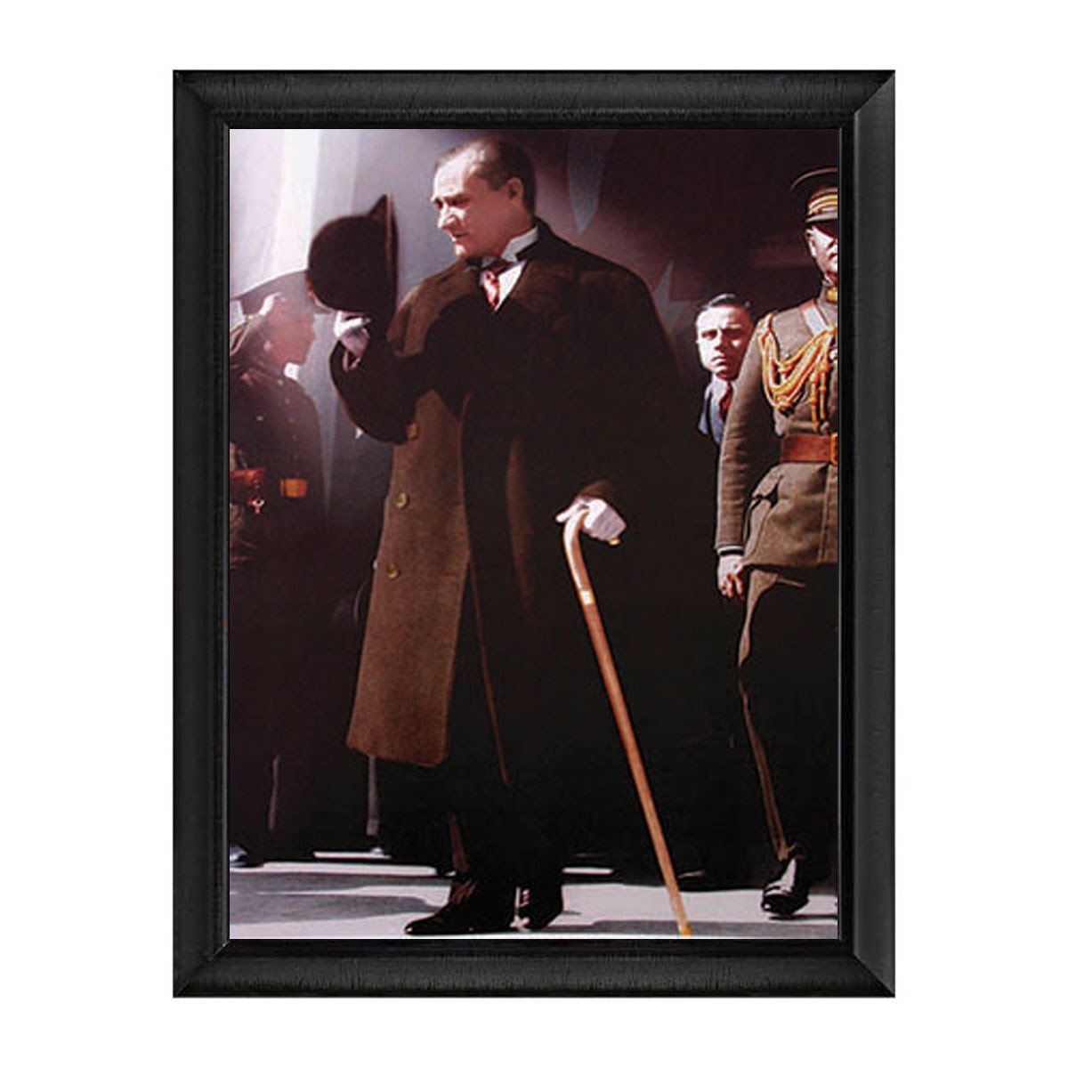 Atatürk Paltolu Bastonlu Renkli Altın Çerçeveli Tablo