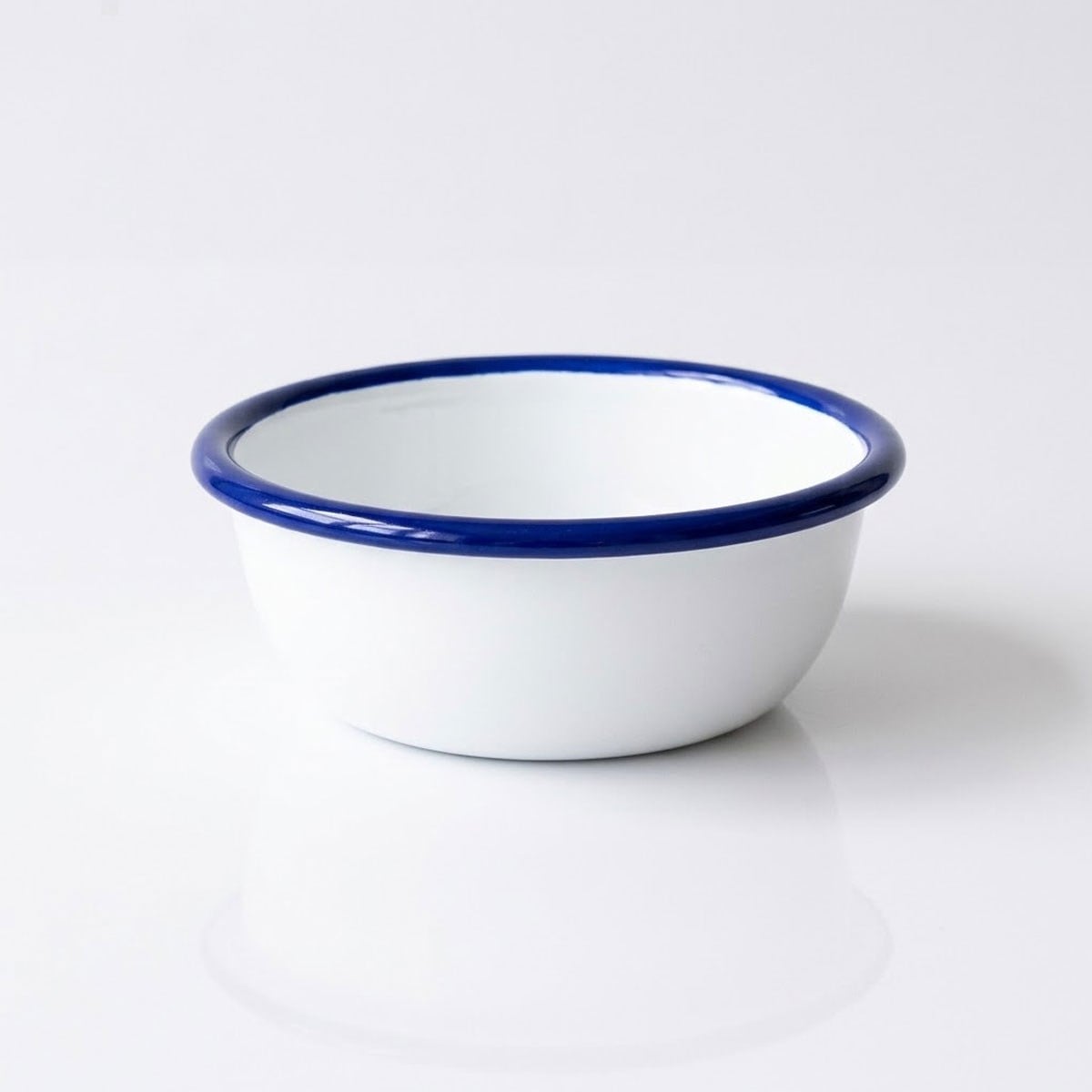 Çamlıca Home kobalt mavi kordon biyeli beyaz emaye 12 cm yuvarlak çorba kasesi ve meze kasesi