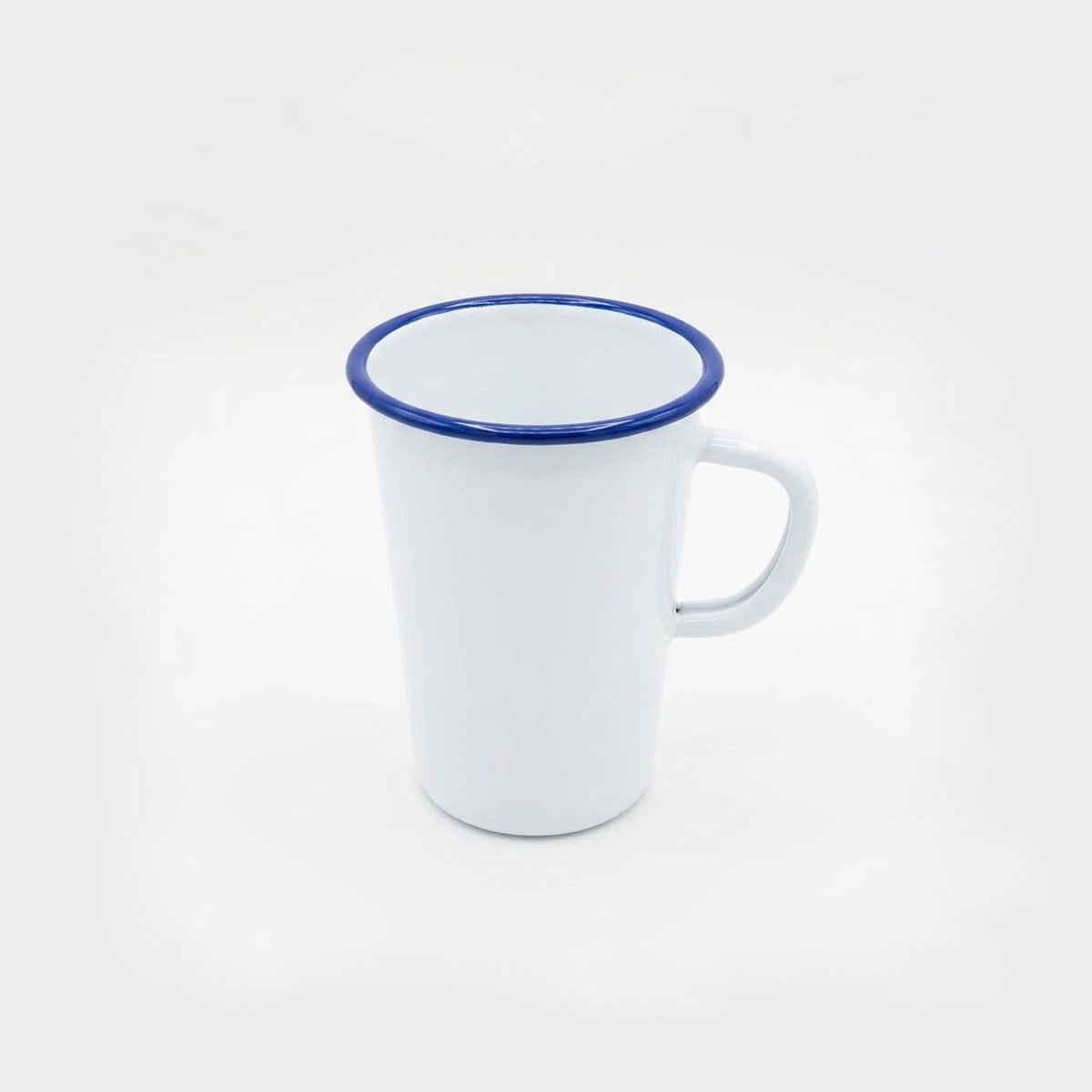 Emaye Konik Çamlıca Home kobalt mavi kordon biyeli beyaz konik kulplu 350 ml emaye kupa ve içecek bardağıKulplu 350 ml Beyaz Kordon Kobalt - Emayeci