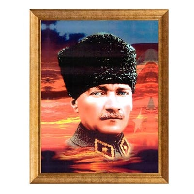 Atatürk Kalpaklı Mavi Gözlü Renkli Altın Çerçeveli Tablo