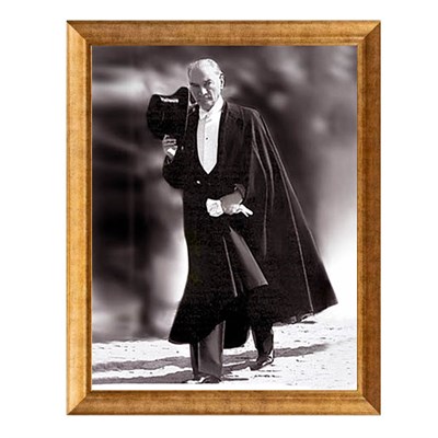 Atatürk Pelerinli Fraklı Silindir Şapkalı Altın Çerçeveli Tablo