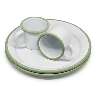 Doğa dostu ve kırılmaya dayanıklı Emayra yeşil kordonlu 2 kişilik emaye karavan servis seti