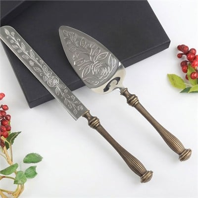Çamlıca Home Linda gül kabartmalı antik bronz eskitme metal saplı 2li pasta servis takımı