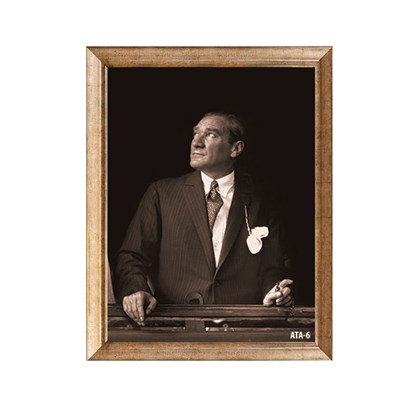 Makam Odası İçin Karizmatik Atatürk Portresi | Lüks Ofis Duvar Sanatı